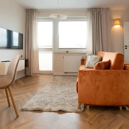Orange Glow Terrace Ac Free Parking Varşova