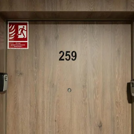 Orange Glow Terrace Ac Free Parking Daire *