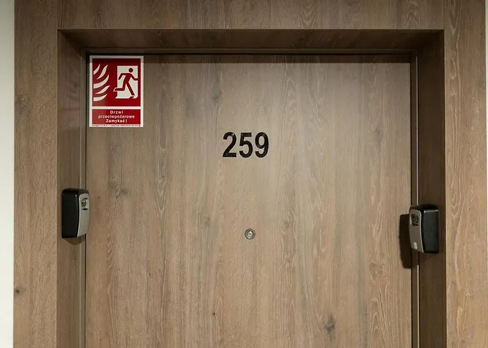 Orange Glow Terrace Ac Free Parking شقة *