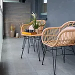 Διαμέρισμα Orange Glow Terrace Ac Free Parking