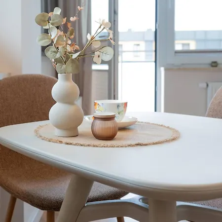 Orange Glow Terrace Ac Free Parking Warschau